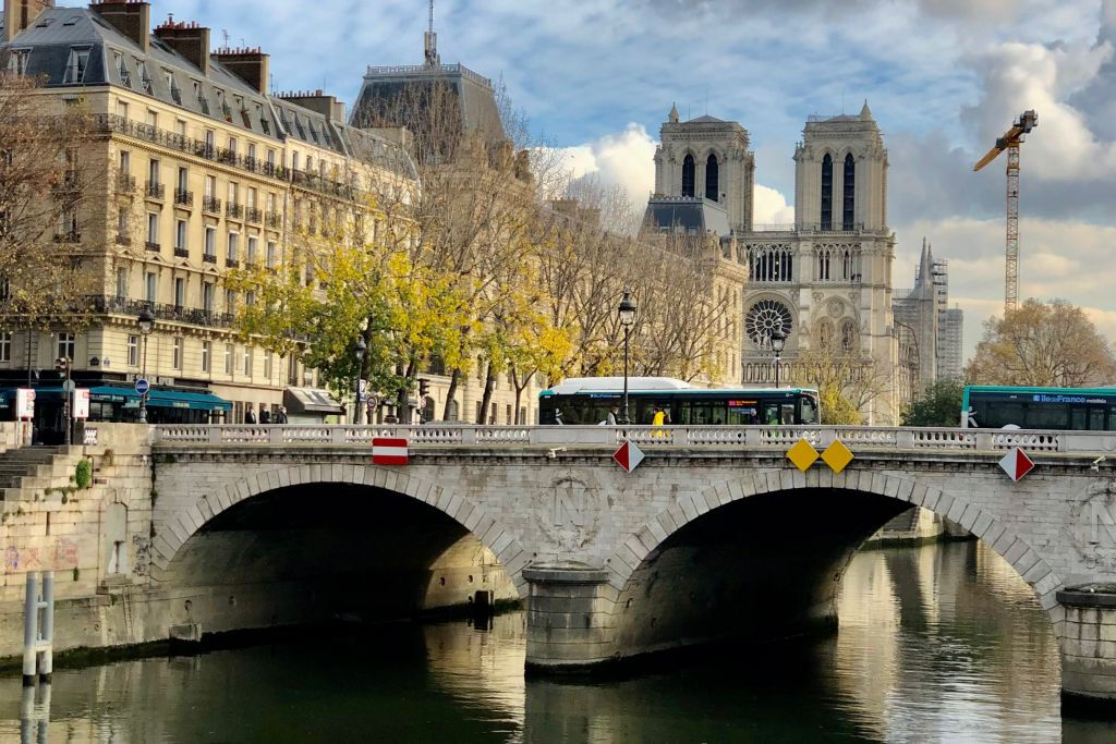 Paris: Passeio a pé semiprivado