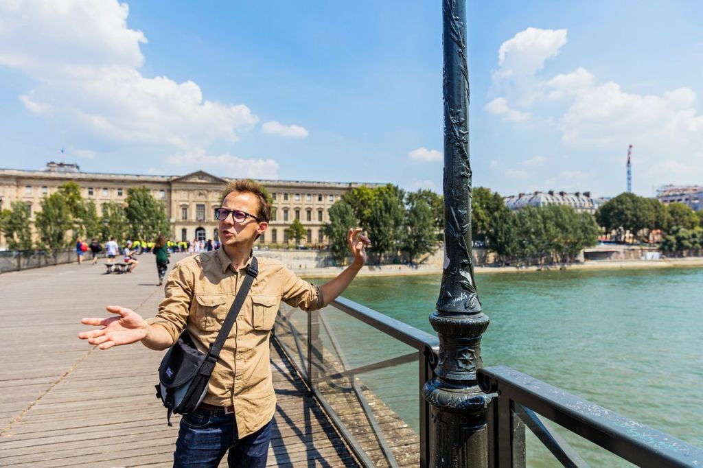 Parigi: Tour a piedi semi-privato