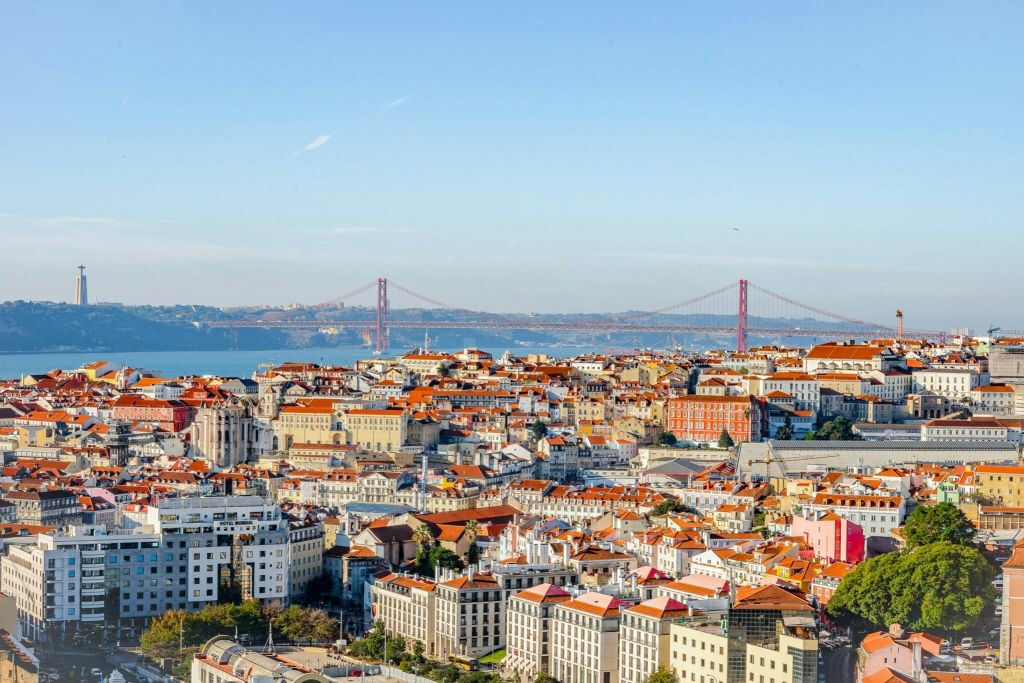 1.5-Hour Private Tuk Tuk Tour of Lisbon Old Town and City Center