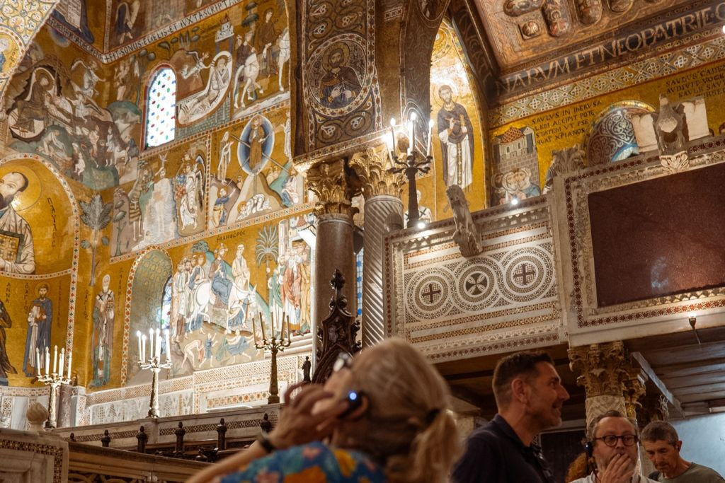 Palermo: Tour guidato a piedi per piccoli gruppi con Palazzo dei Normanni