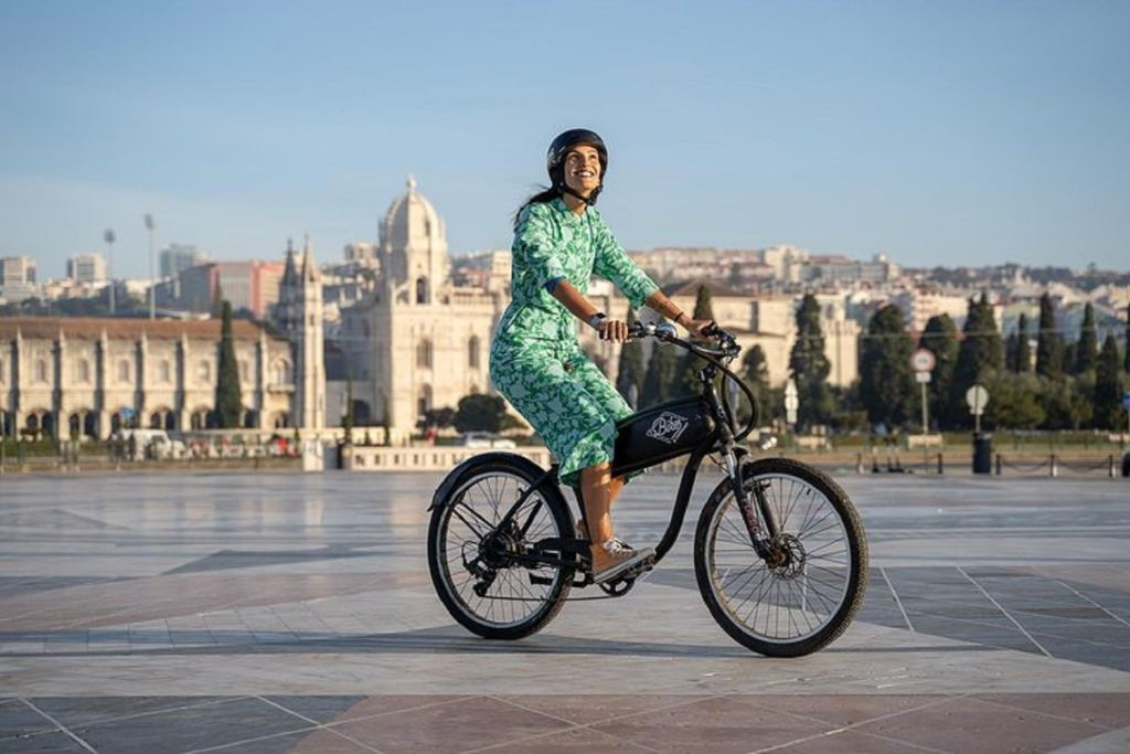 Lisboa: Passeio de 3 horas de bicicleta elétrica pela orla de Belém