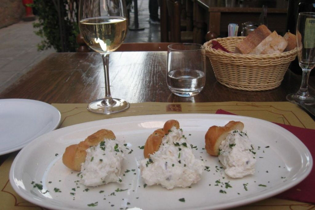 Jantar em um restaurante típico de Veneza