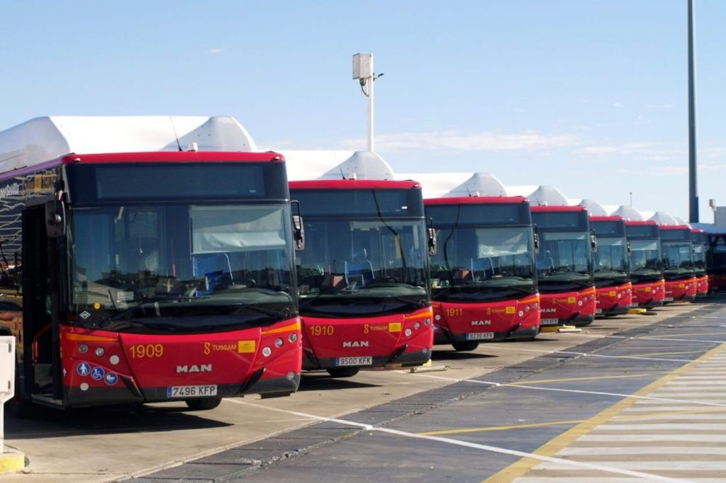 Séville : Service de transfert de l'aéroport et des bus de la ville