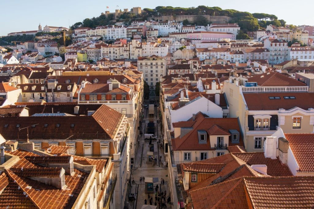 Lisbon (Chiado and Baixa Districts) Scavenger Hunt and Sights Self-Guided Tour