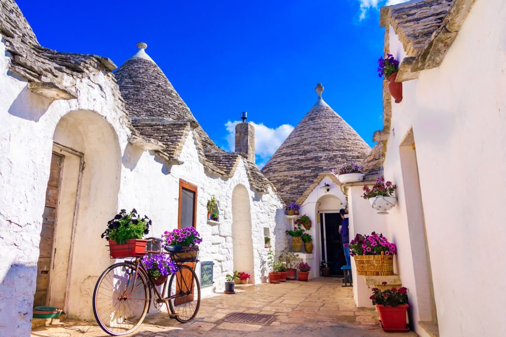 Alberobello, Monopoli and Polignano Day Trip from Bari