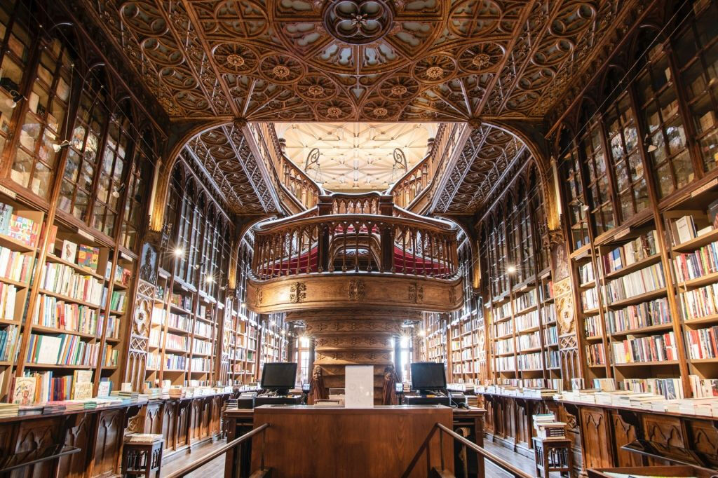 Excursión autoguiada a la Búsqueda del Tesoro y Lugares de Interés de Oporto