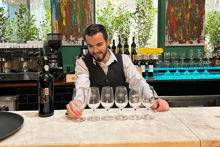 Porto: Spettacolo di fado dal vivo + cena