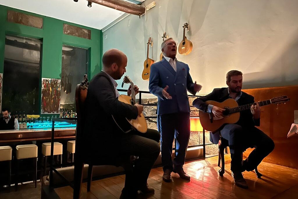 Porto: Spettacolo di fado dal vivo + cena