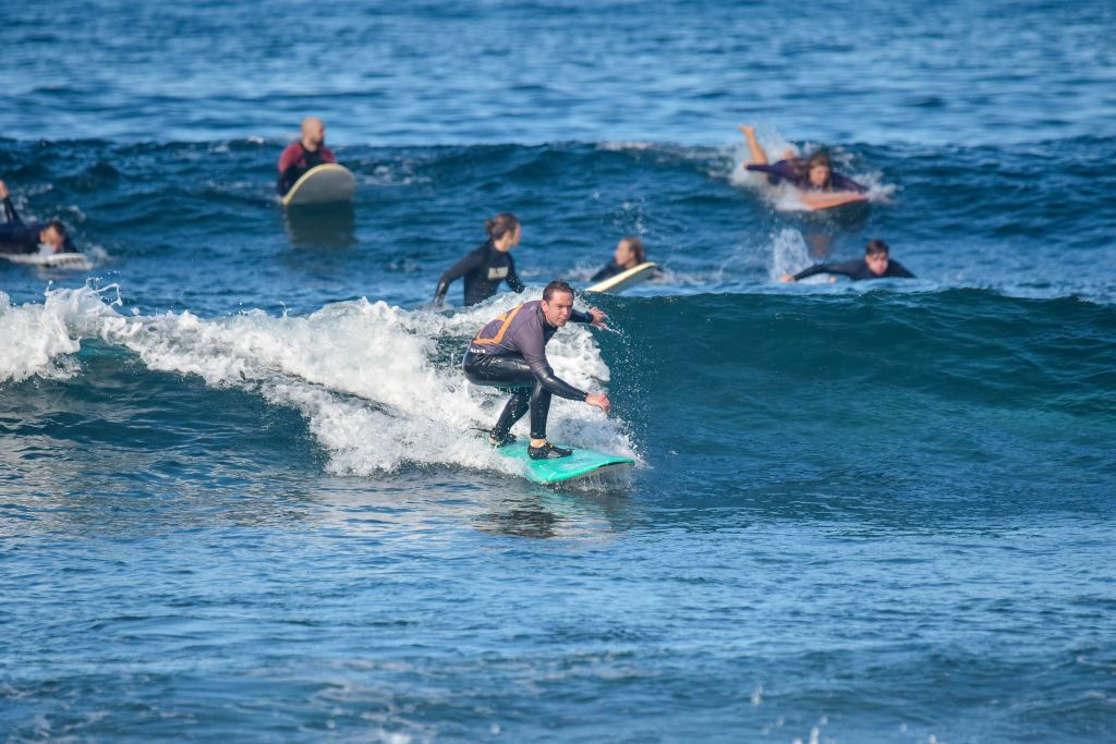 Playa de las Américas: Clase de surf privada o en grupo reducido