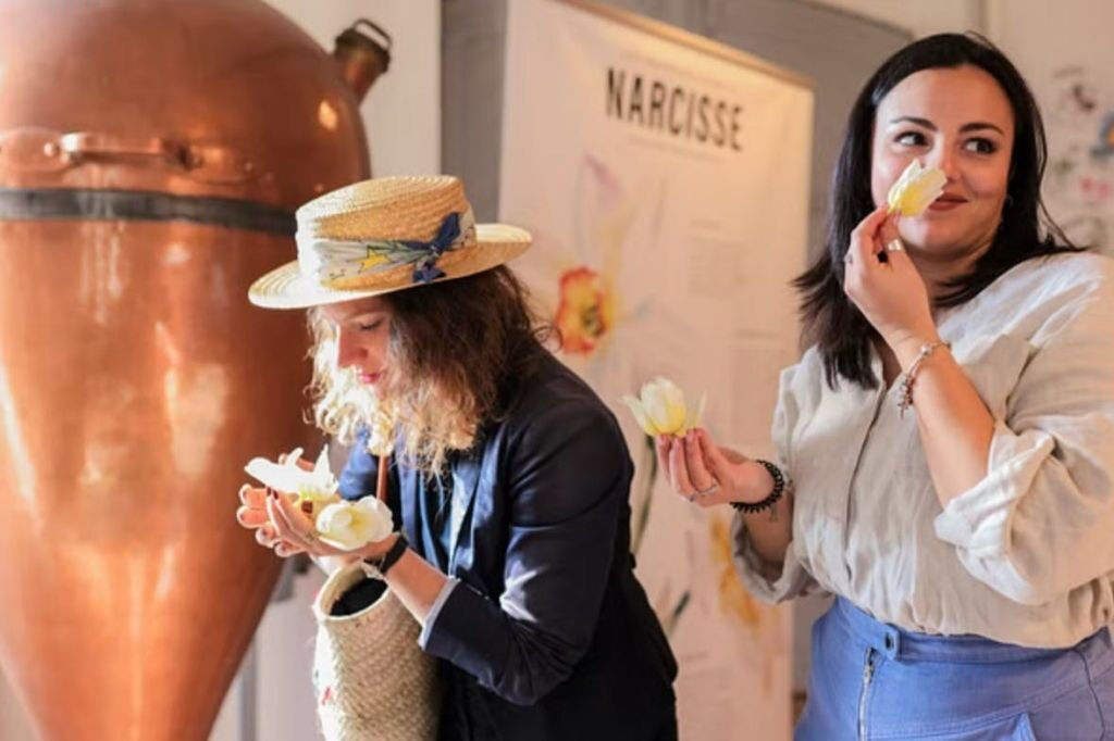 Día del Descubrimiento de los Aromas, los Pueblos y la cultura de la Costa Azul