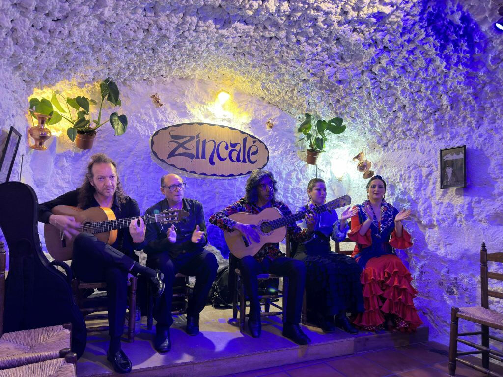 Flamenco Show Zincalé in Sacromonte Cave with Drink