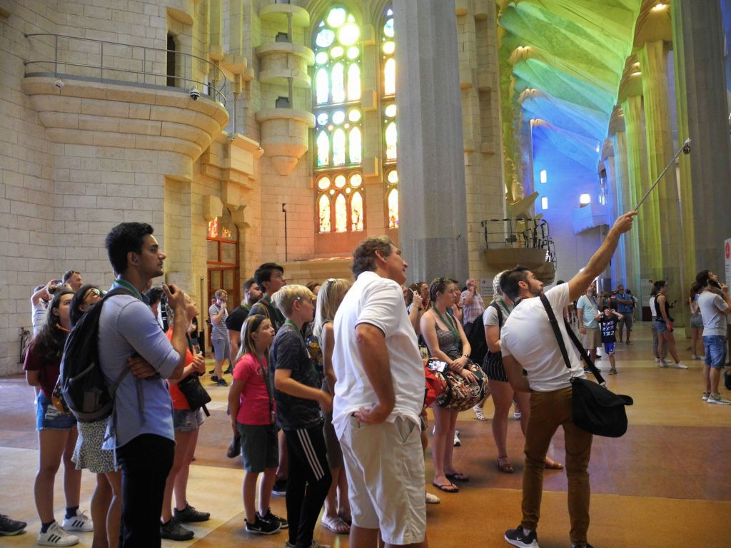 Guided Visita Sagrada Familia and Park Güell 