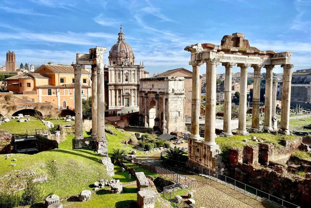 Colosseum, Roman Forum & Palatine Hill: Reserved Entrance + Digital Audio Guide