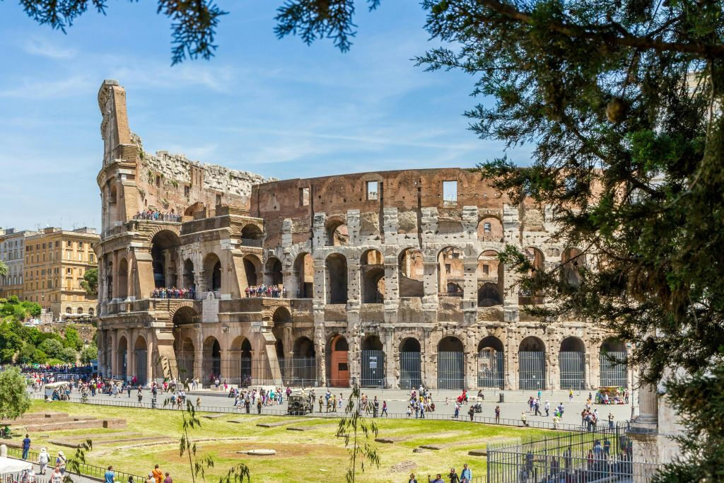 Colosseum, Roman Forum & Palatine Hill: Reserved Entrance + Digital Audio Guide