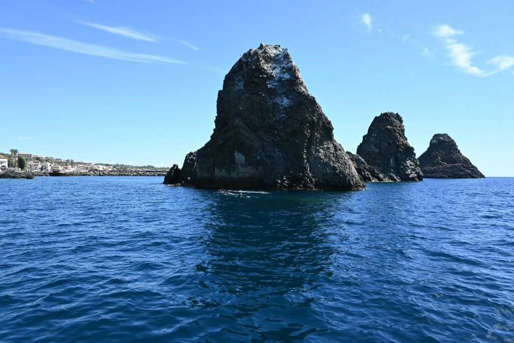 Aci Castello: Tour guidato di snorkeling