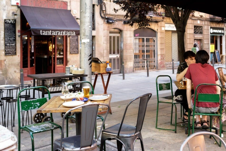 Barcelona: Jon Cake's Handpicked Food Tour in El Born