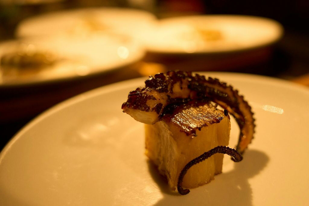 Barcelona: Jon Cake's Handpicked Food Tour in El Born