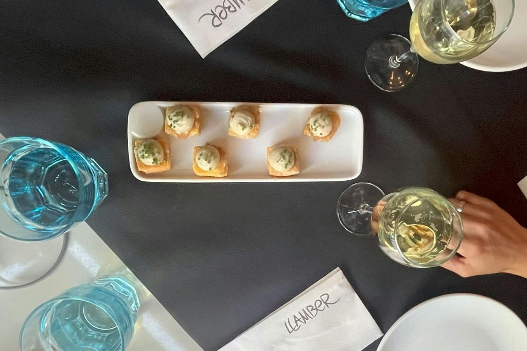 Barcelona: Jon Cake's Handpicked Food Tour in El Born