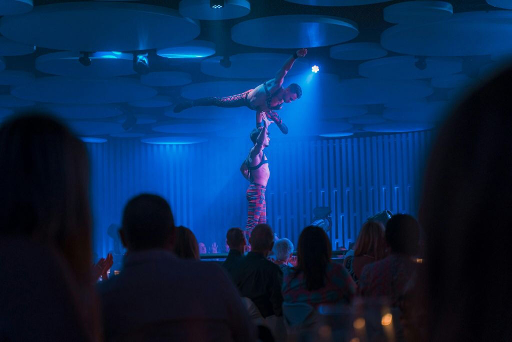 Costa Adeje: Cena spettacolo Scandal