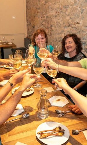 Barcelona: Small-Group Eixample Food & Tapas Tour by Chefs