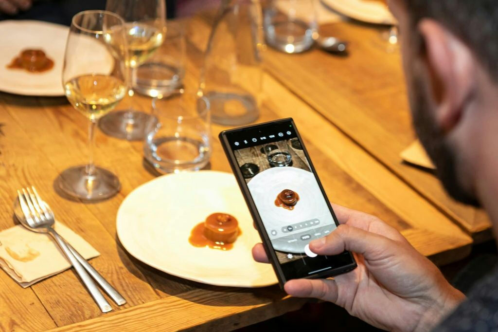 Barcellona: Tour di piccoli gruppi dell'Eixample con cibo e tapas degli chef