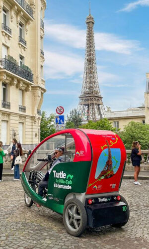 Paris: Private Rickshaw Tour