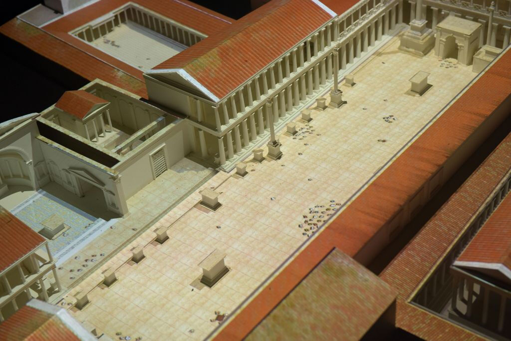 Pompei + Museo virtuale di Pompei nel passato