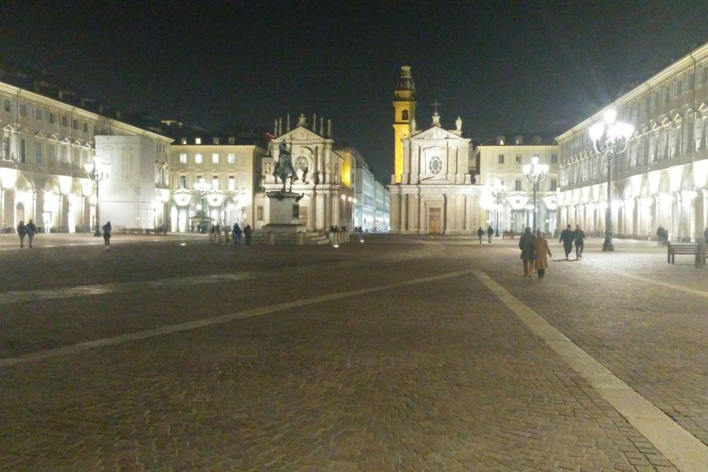 Turin : visite guidée à pied en soirée