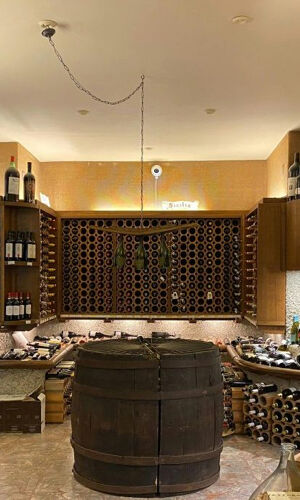 Firenze: Tour guidato di degustazione di vini