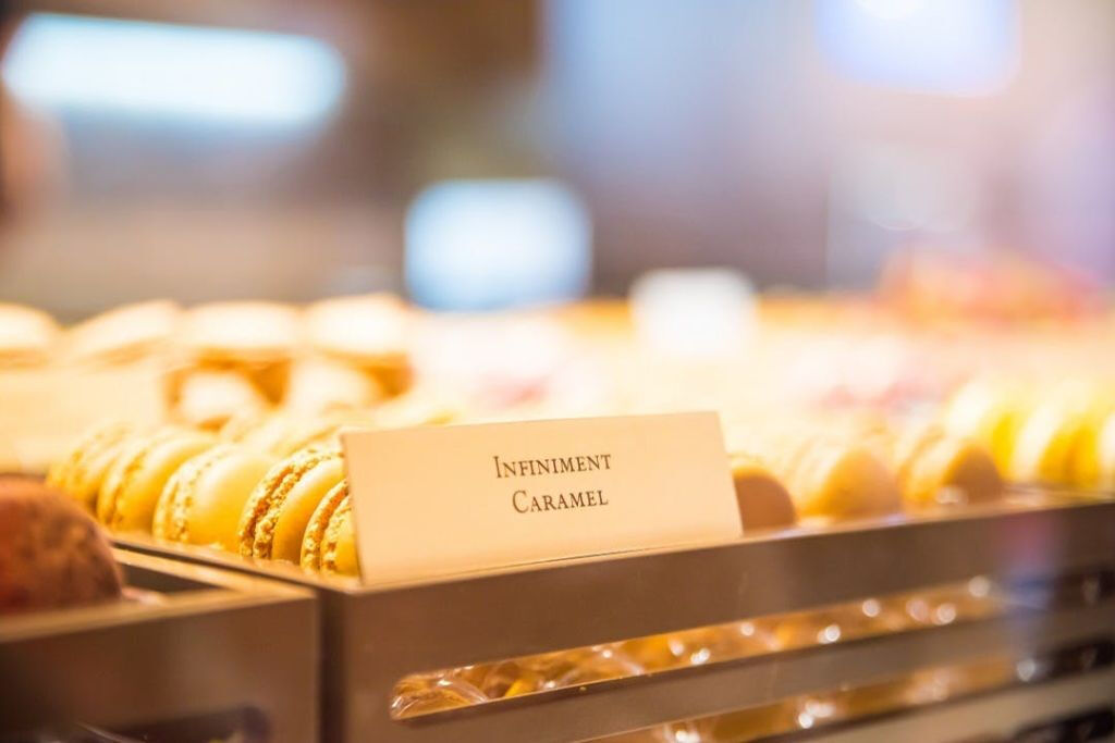 Paris: Montmartre Sweet Food Tour