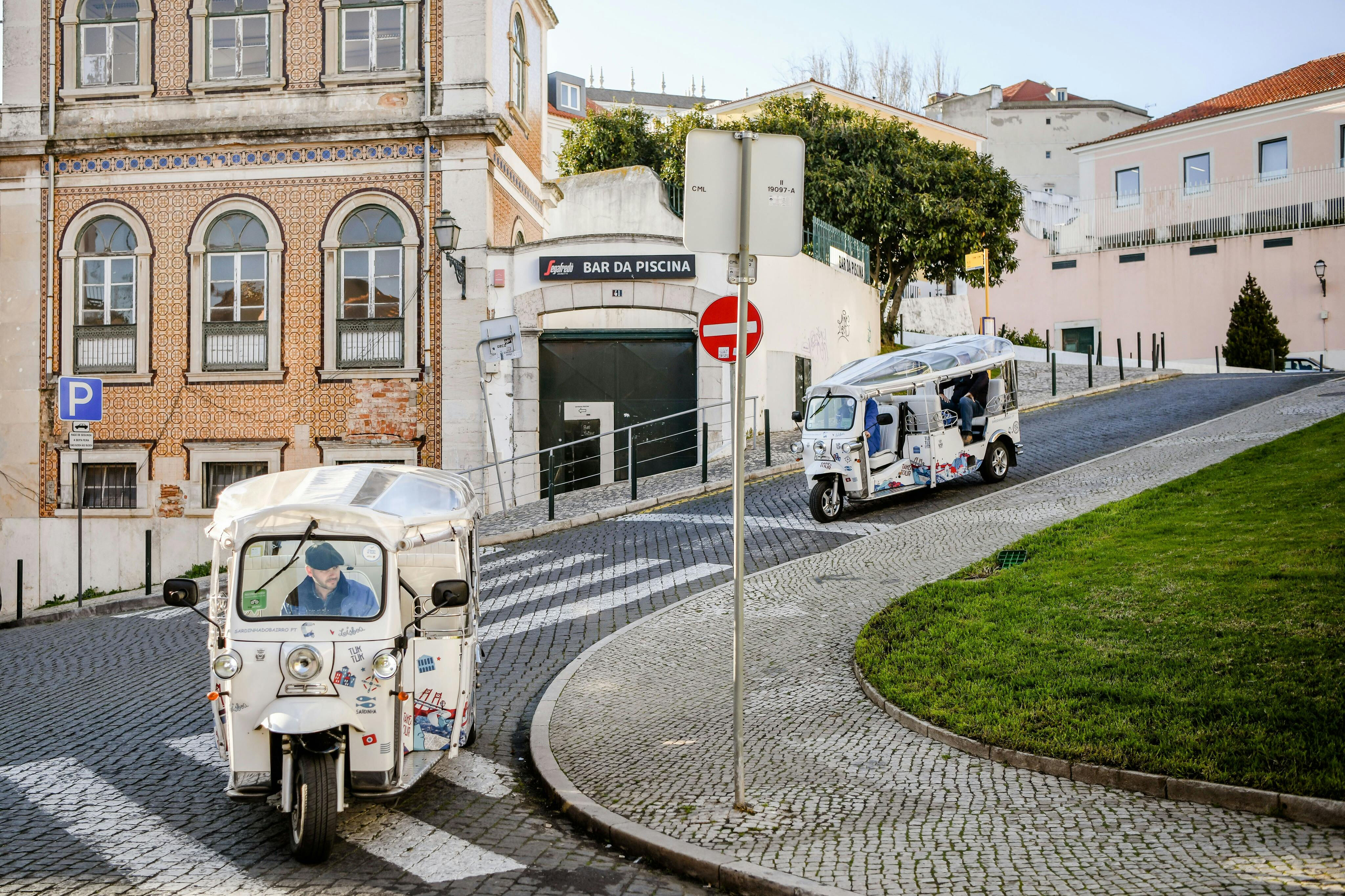 Lisboa: Excursión Eco Tuk Tuk Guiada de 1 Hora