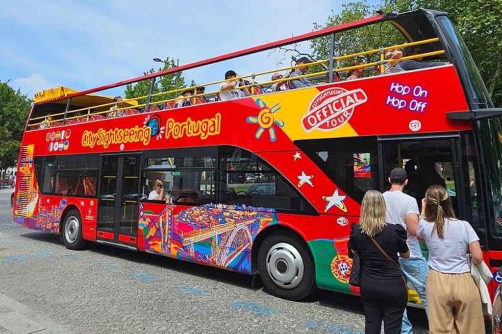 City Tour Porto: 24-Hr or 48-Hr Hop-On Hop-Off Bus Tour