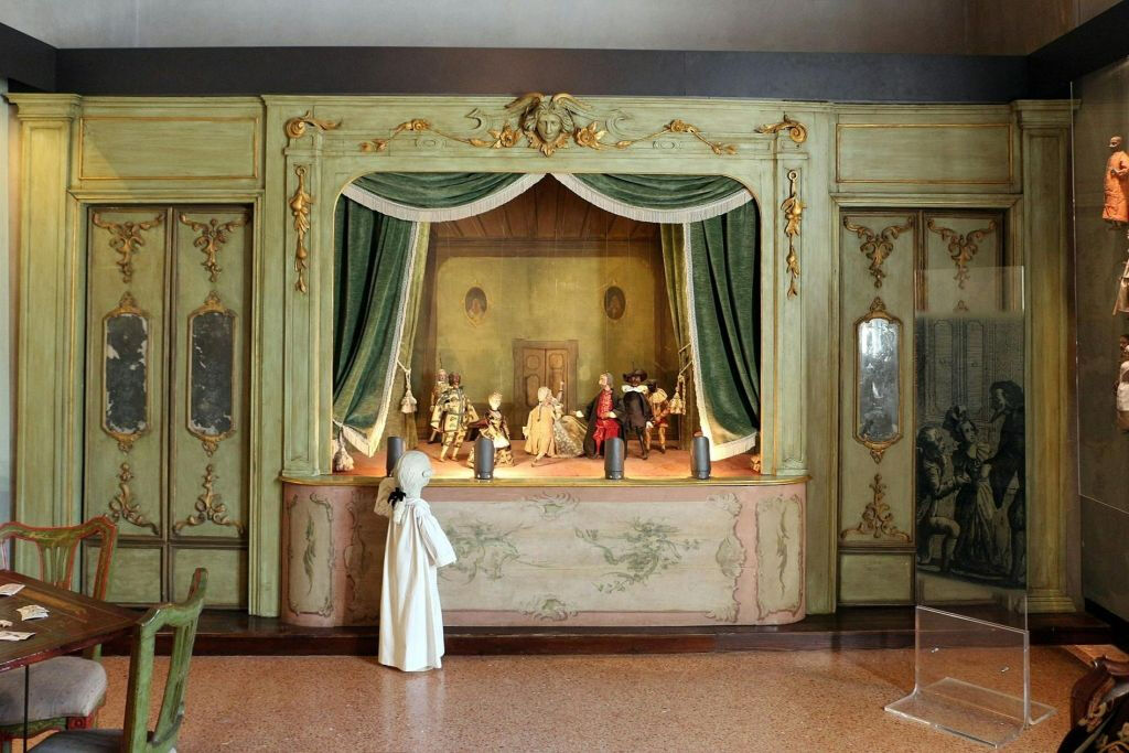 Museu do Século XX Veneziano: Ca'Rezzonico, Palácio Mocenigo e Casa Goldoni