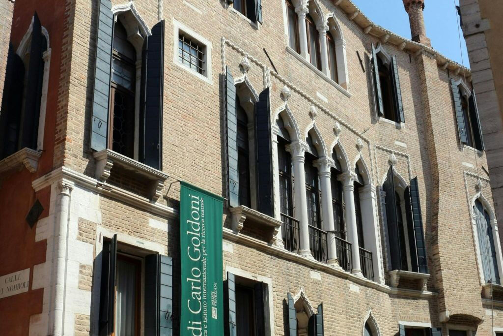 Museu do Século XX Veneziano: Ca'Rezzonico, Palácio Mocenigo e Casa Goldoni