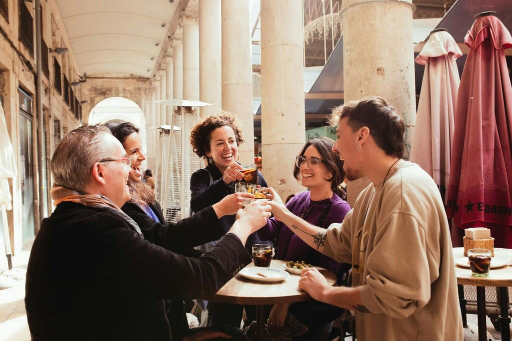 Barcelona: Guided Walking Food Tour + Tastings