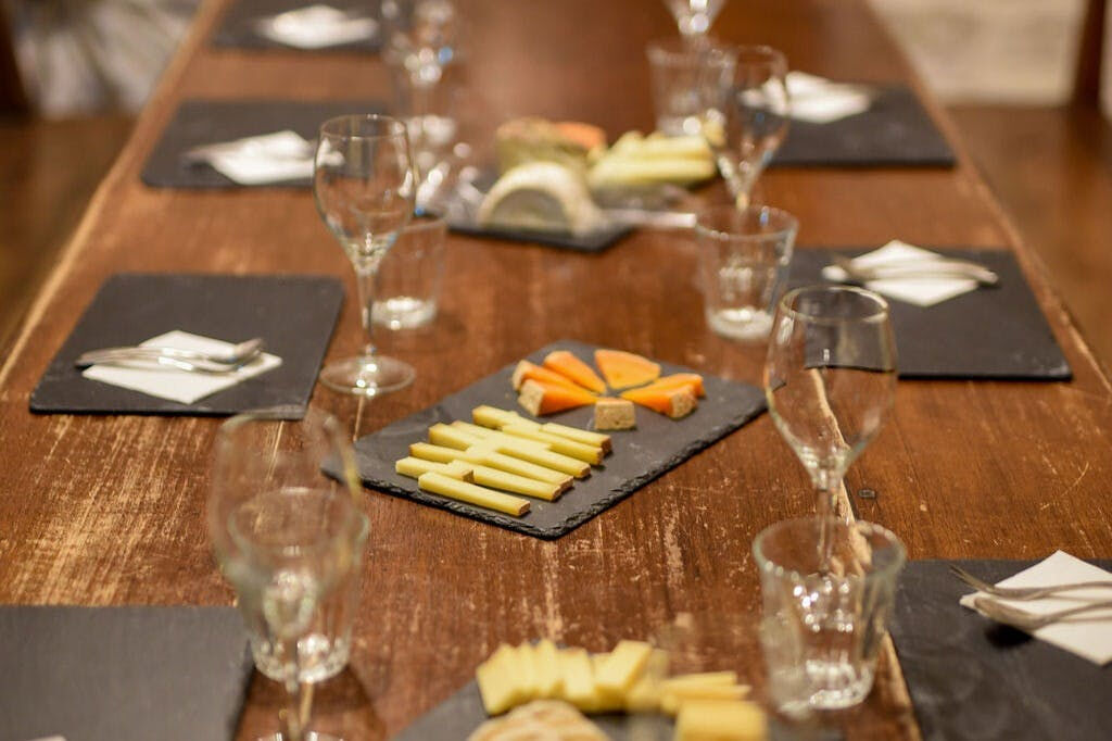 Paris Art of Pairing Cheese and Wine Tasting in a Cheese Cellar
