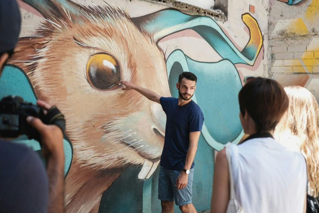 Visite guidée des œuvres d'art de rue cachées à Barcelone