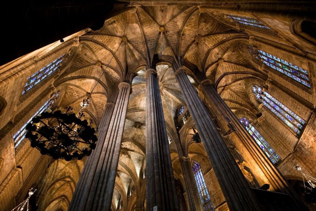 Barcelona Gothic Quarter: Audio Guide App by TouringBee