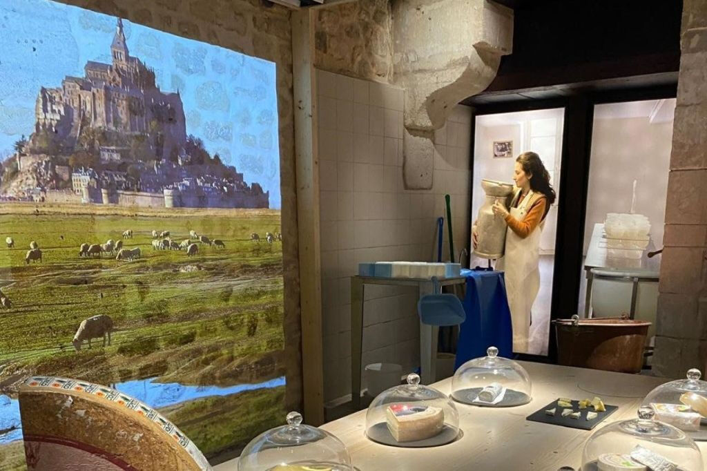 Nouveau ! Visite du Musée du fromage à Paris - Fabrication et dégustation de fromage en direct