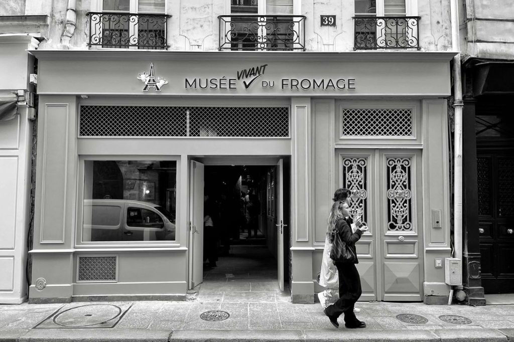 Nouveau ! Visite du Musée du fromage à Paris - Fabrication et dégustation de fromage en direct