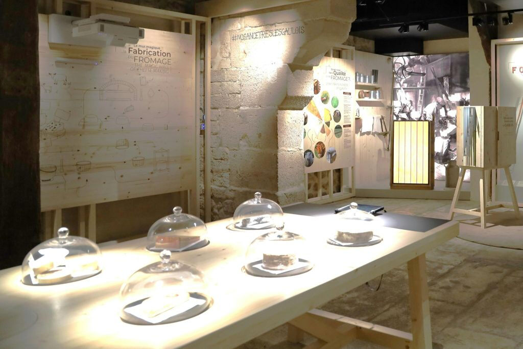 Nouveau ! Visite du Musée du fromage à Paris - Fabrication et dégustation de fromage en direct