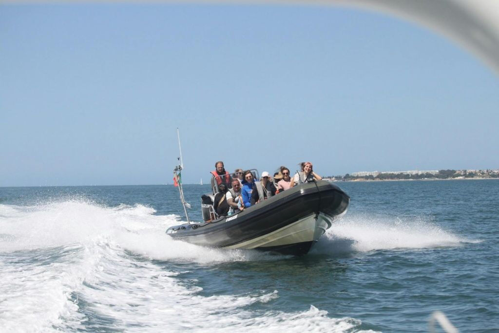 Lisbon: Sunset Speedboat Tour