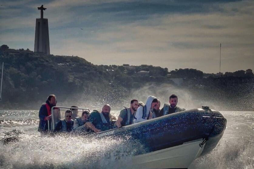 Lisbon: Sunset Speedboat Tour