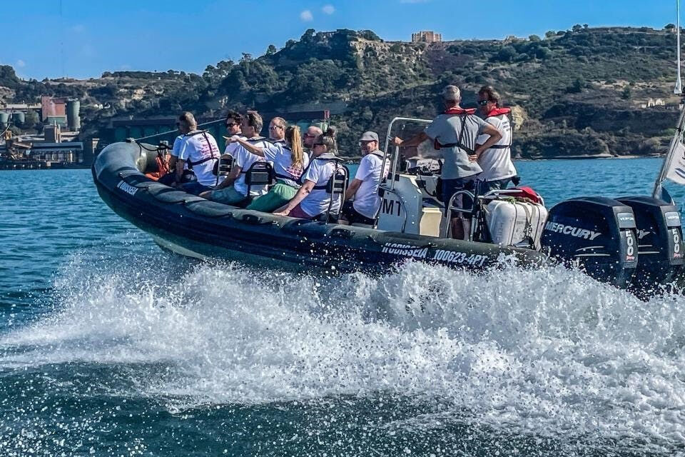 Lisbon: Sunset Speedboat Tour