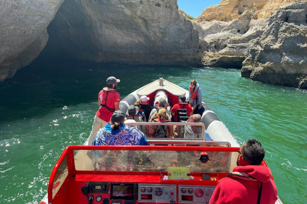 From Lagos: Tour of Benagil Sea Caves with a Local Guide