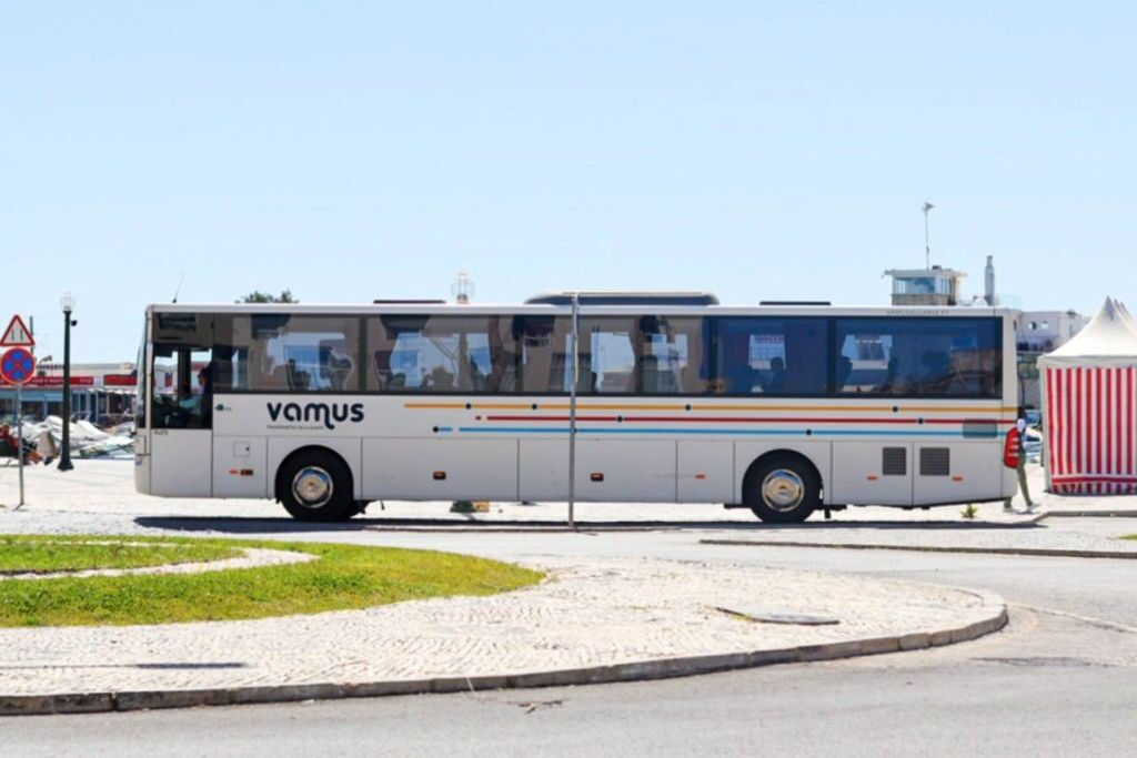 Portimao: Traslado en autobús desde/hasta el aeropuerto de Faro