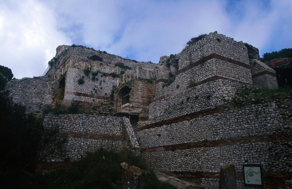 Villa Jovis: Entrada