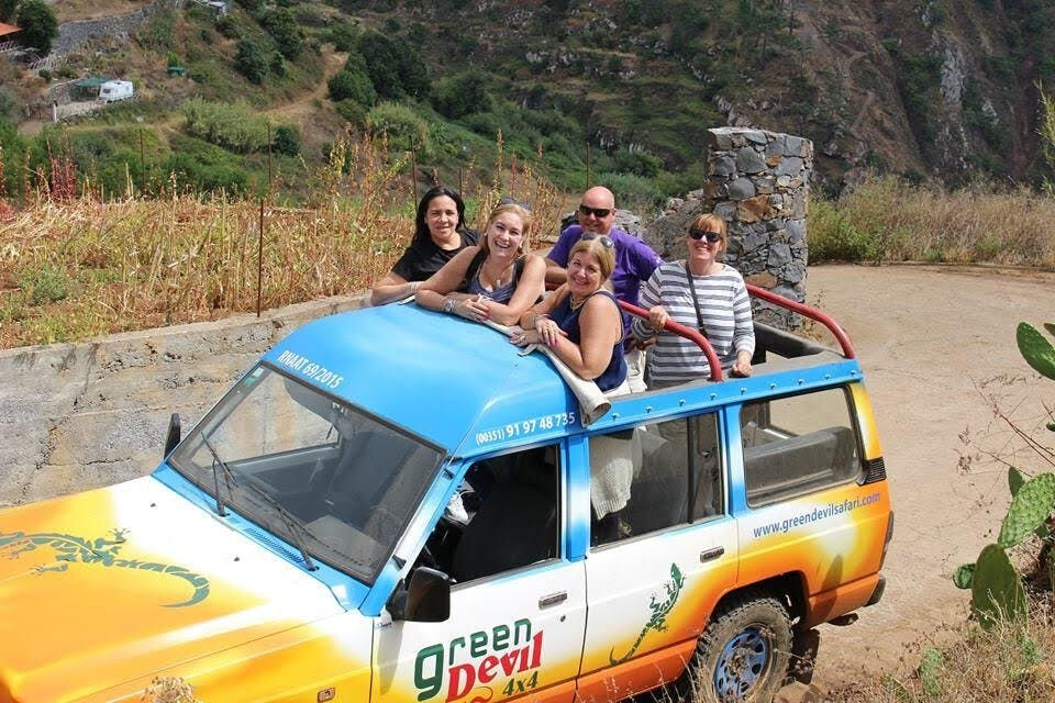 Madeira: Vino e tapas, avventura in jeep 4x4 Cabo Girão Skywalk