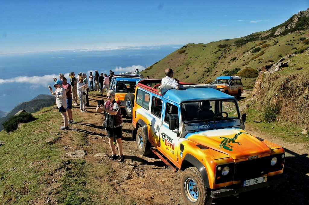 Madiera: Piscinas vulcânicas e passeio de jipe 4X4 pela floresta
