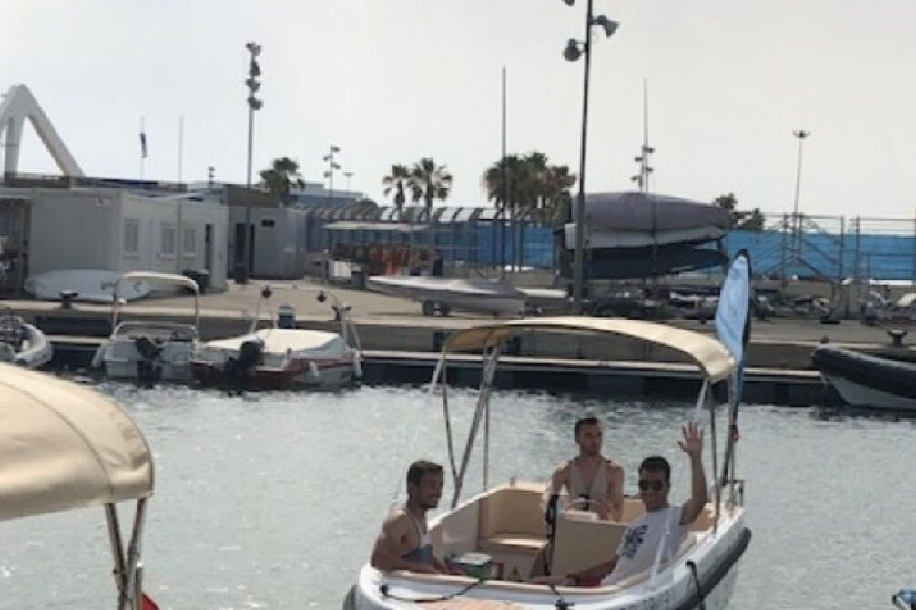 Valence : Location de bateaux (sans permis de navigation)